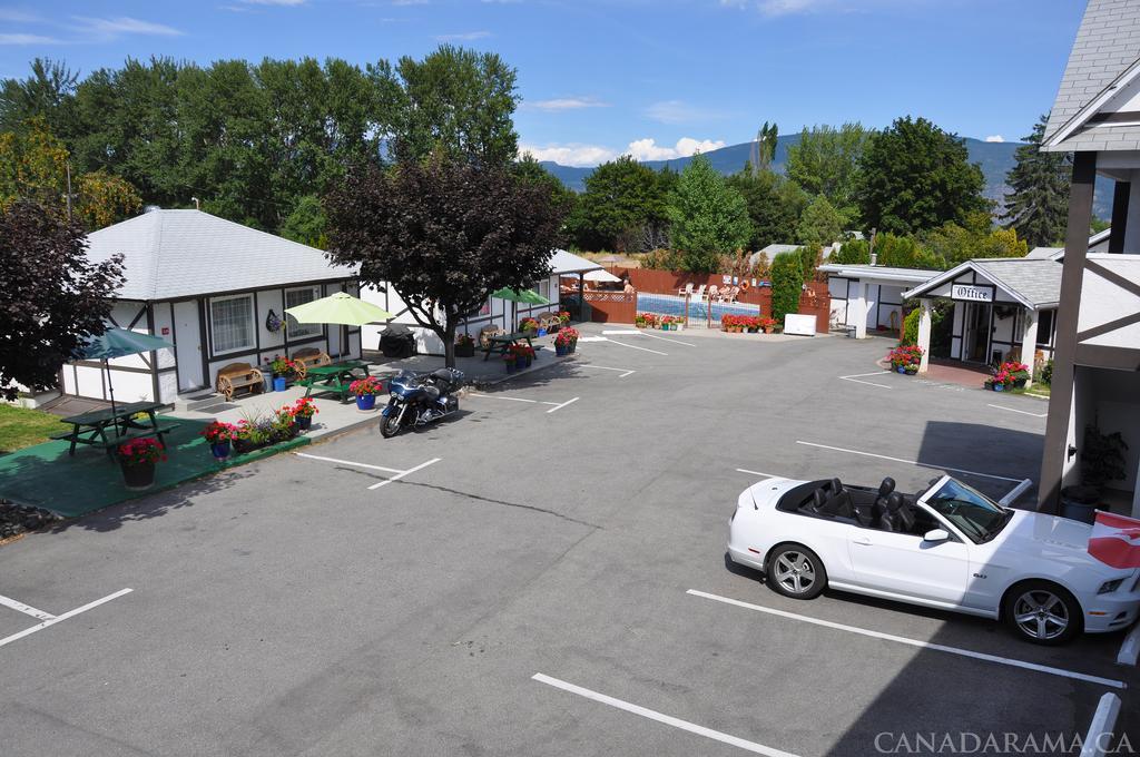 Rosedale Motel Summerland Exterior foto