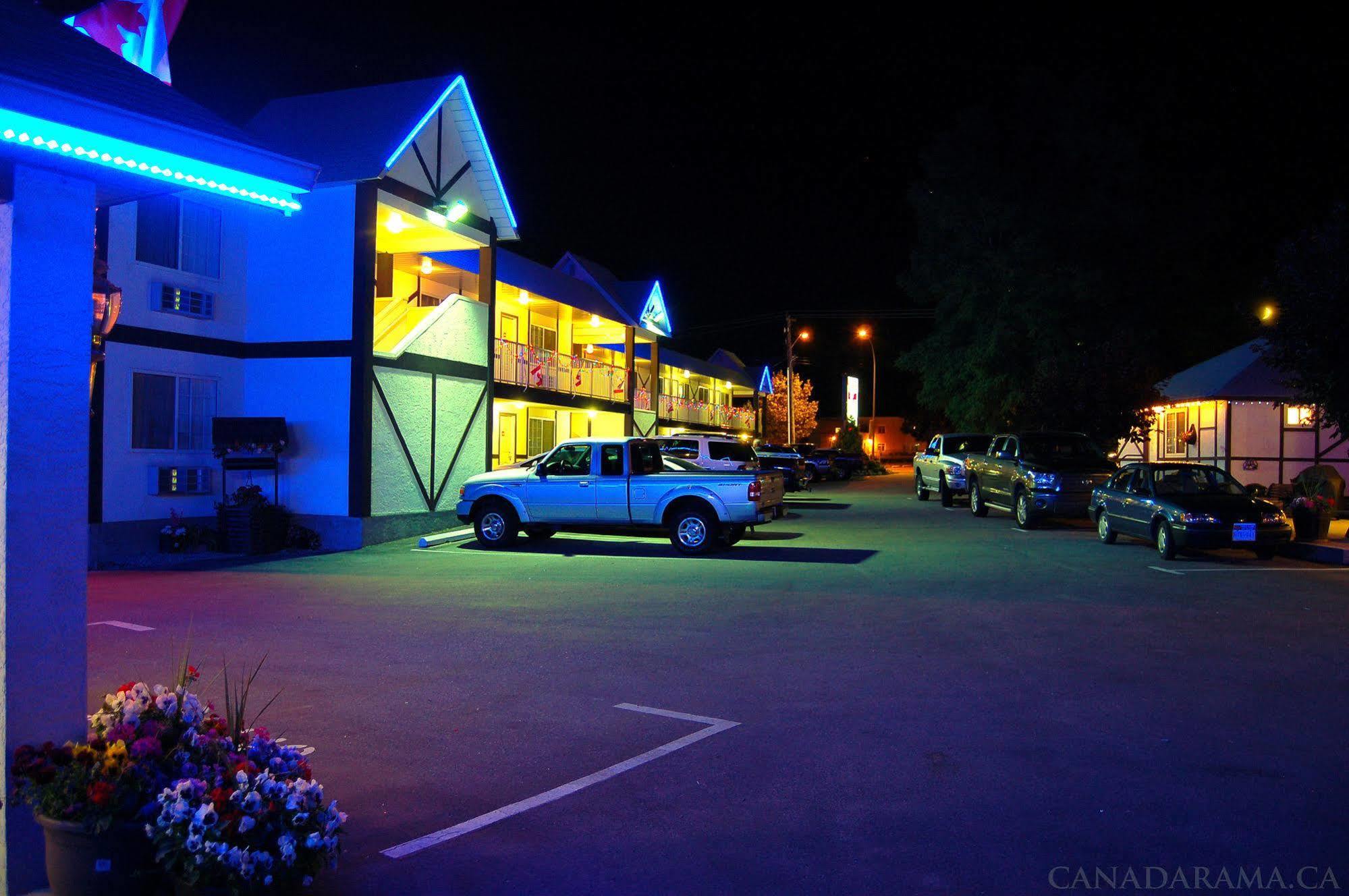 Rosedale Motel Summerland Exterior foto